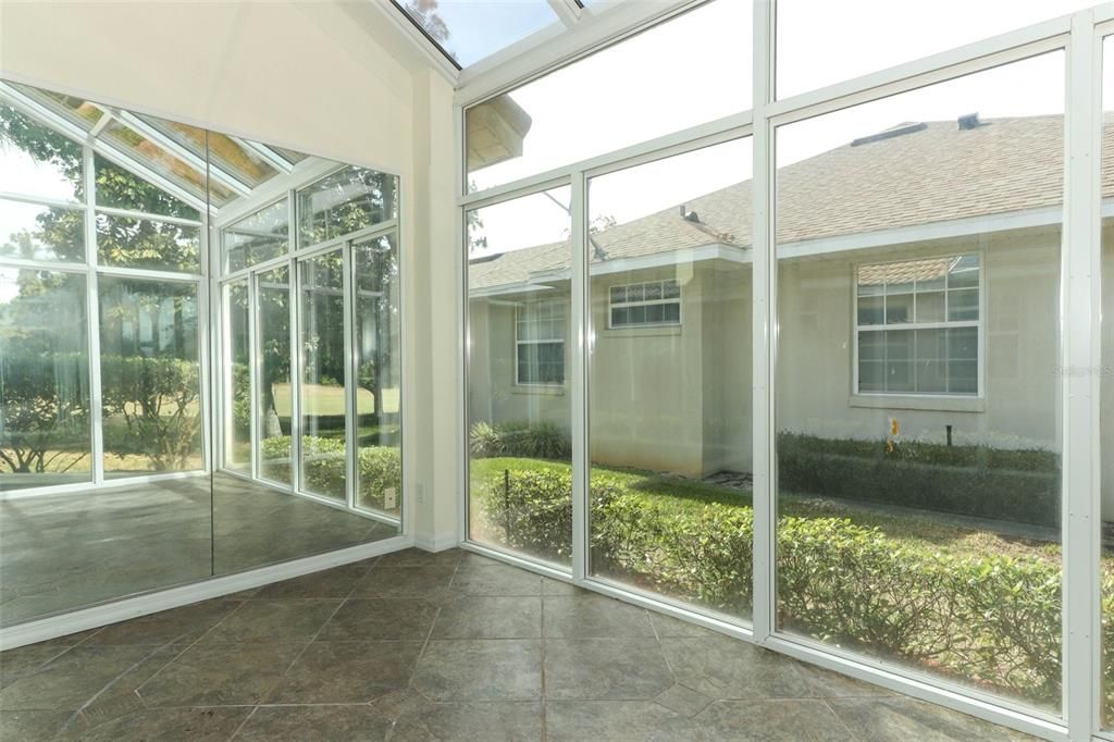 En Venta: $575,000 (3 camas, 2 baños, 3133 Pies cuadrados)
