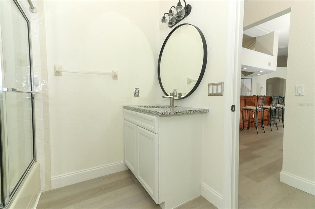En Venta: $575,000 (3 camas, 2 baños, 3133 Pies cuadrados)