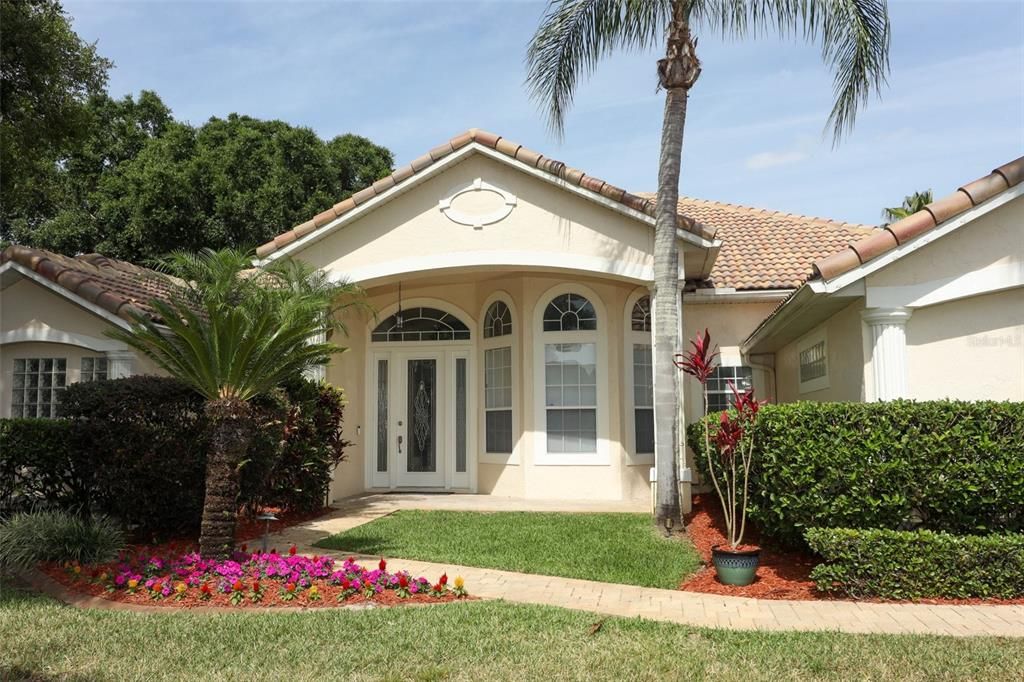 En Venta: $575,000 (3 camas, 2 baños, 3133 Pies cuadrados)