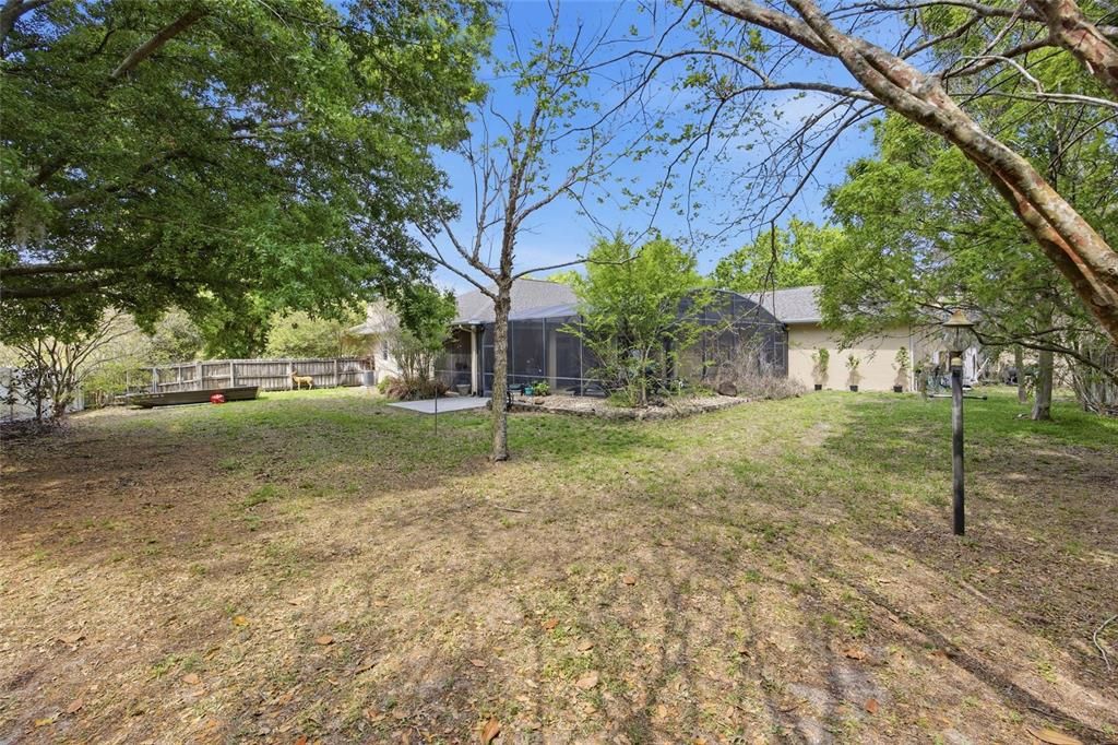 Activo con contrato: $825,000 (5 camas, 3 baños, 3417 Pies cuadrados)