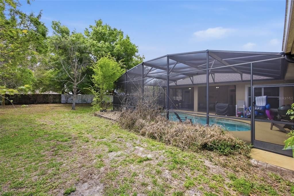 Activo con contrato: $825,000 (5 camas, 3 baños, 3417 Pies cuadrados)
