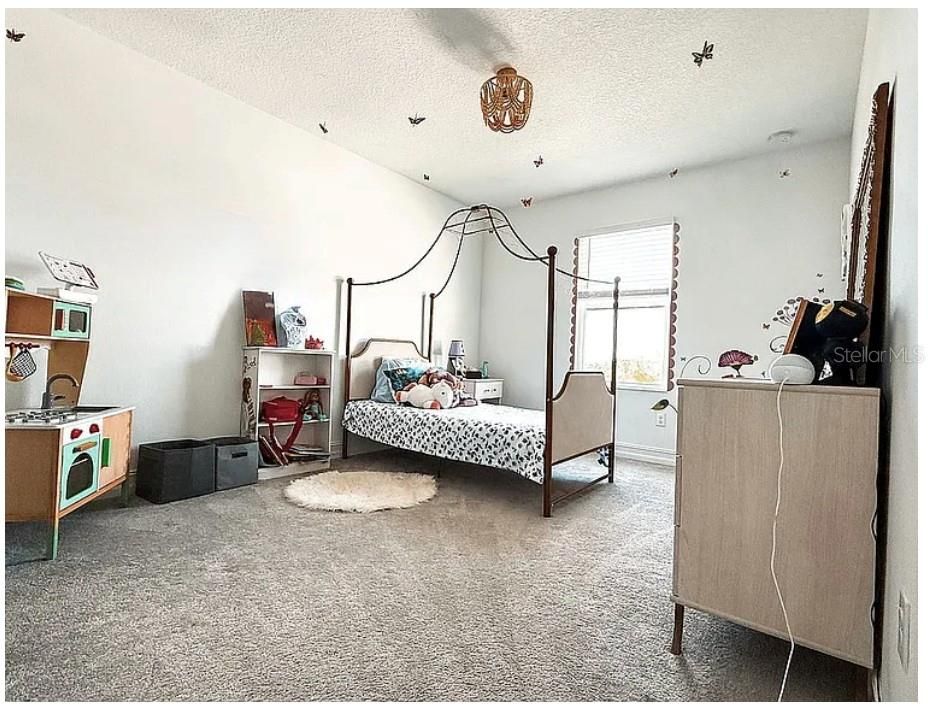 Active With Contract: $675,000 (5 beds, 4 baths, 3629 Square Feet)