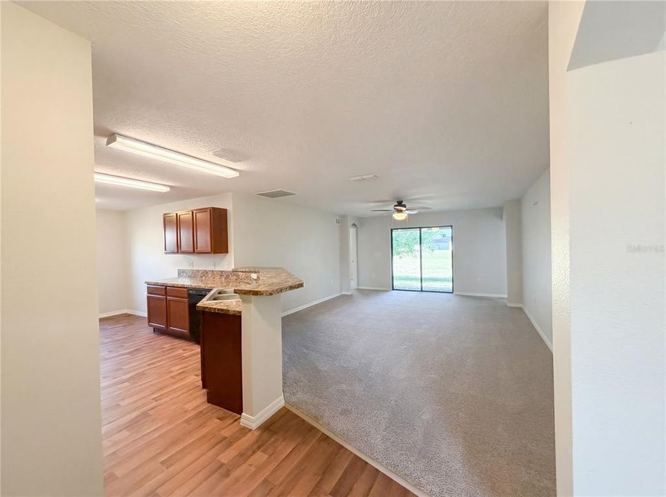 En Venta: $288,000 (3 camas, 2 baños, 1540 Pies cuadrados)