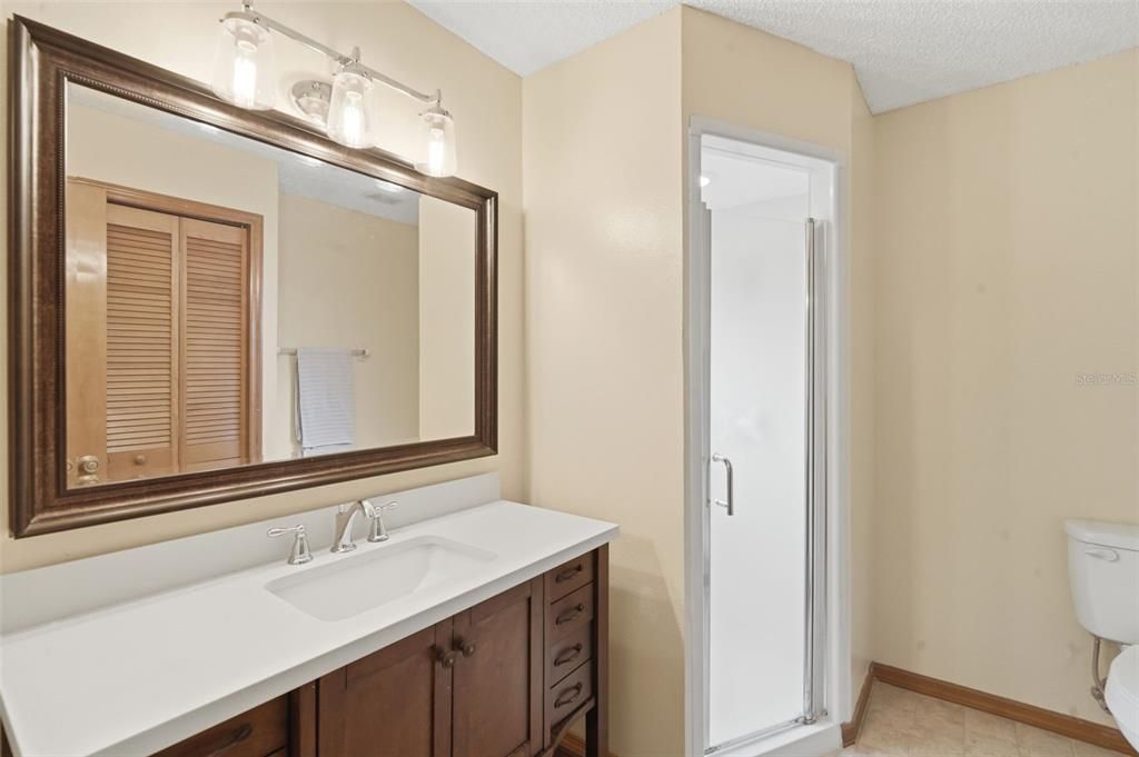 For Sale: $324,900 (3 beds, 2 baths, 1707 Square Feet)
