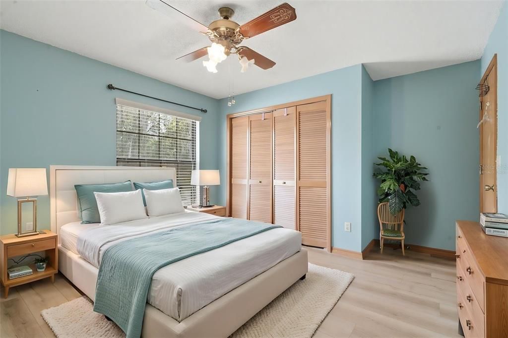 For Sale: $324,900 (3 beds, 2 baths, 1707 Square Feet)