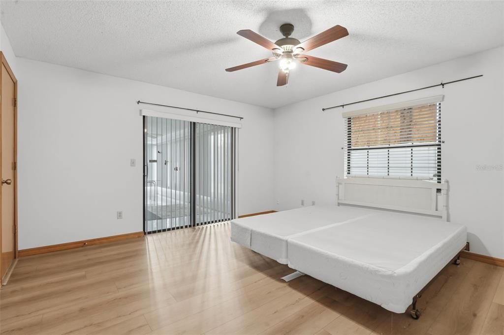 For Sale: $324,900 (3 beds, 2 baths, 1707 Square Feet)