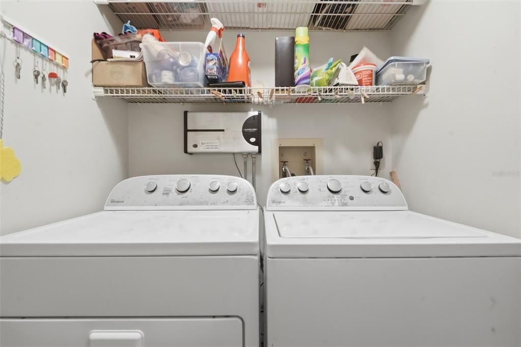 For Sale: $324,900 (3 beds, 2 baths, 1707 Square Feet)
