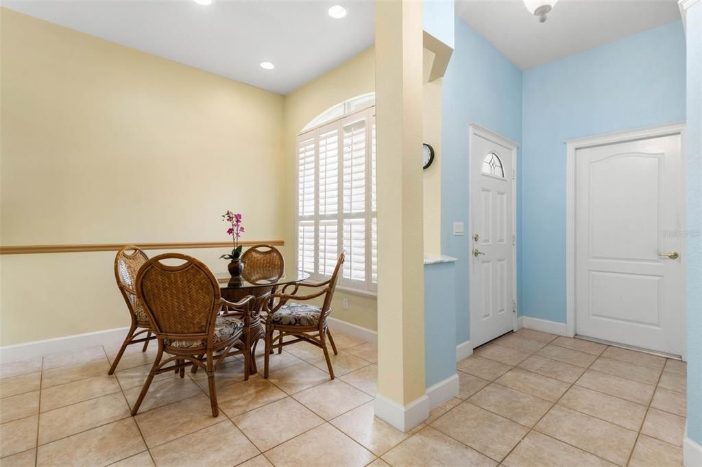 For Sale: $329,000 (3 beds, 2 baths, 1684 Square Feet)