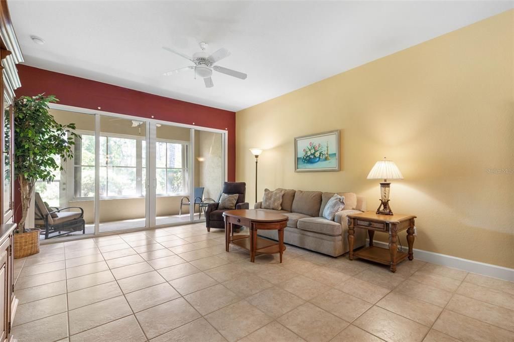 For Sale: $329,000 (3 beds, 2 baths, 1684 Square Feet)
