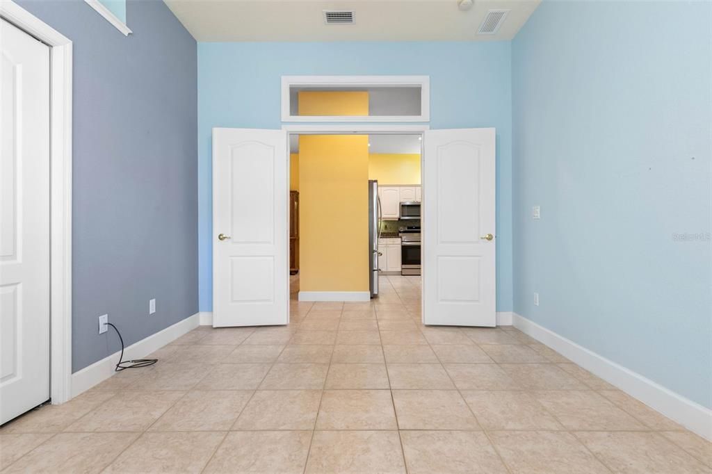 For Sale: $329,000 (3 beds, 2 baths, 1684 Square Feet)