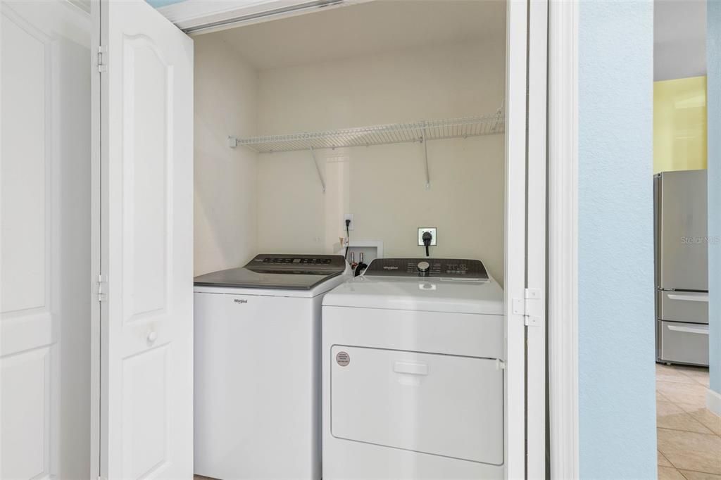 For Sale: $329,000 (3 beds, 2 baths, 1684 Square Feet)