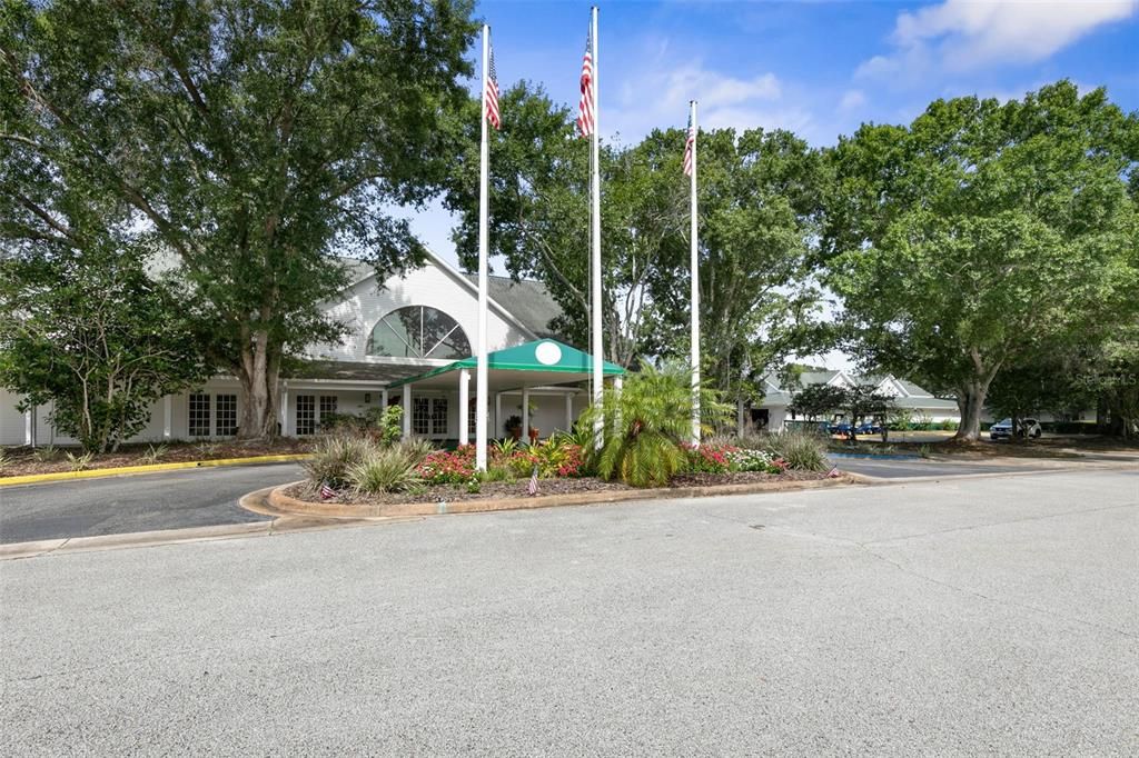 For Sale: $329,000 (3 beds, 2 baths, 1684 Square Feet)