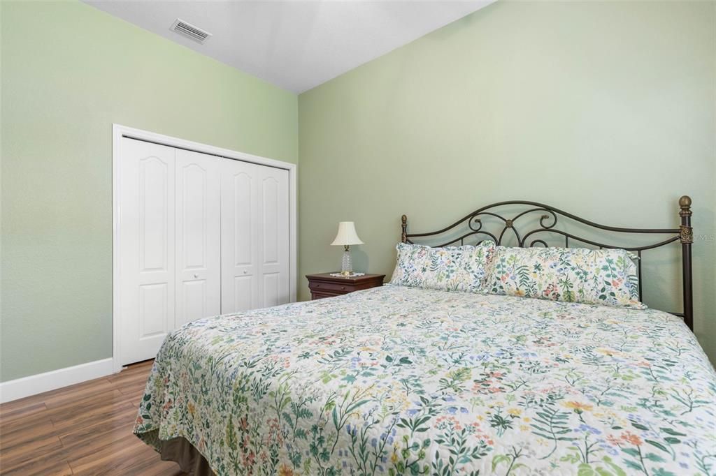 For Sale: $329,000 (3 beds, 2 baths, 1684 Square Feet)