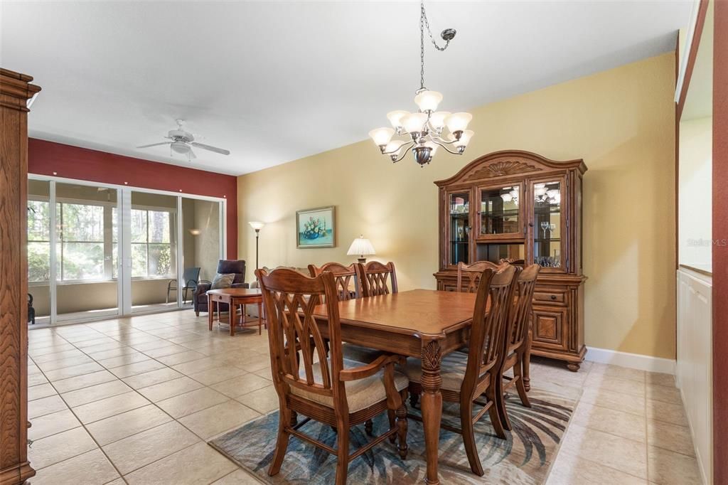 For Sale: $329,000 (3 beds, 2 baths, 1684 Square Feet)