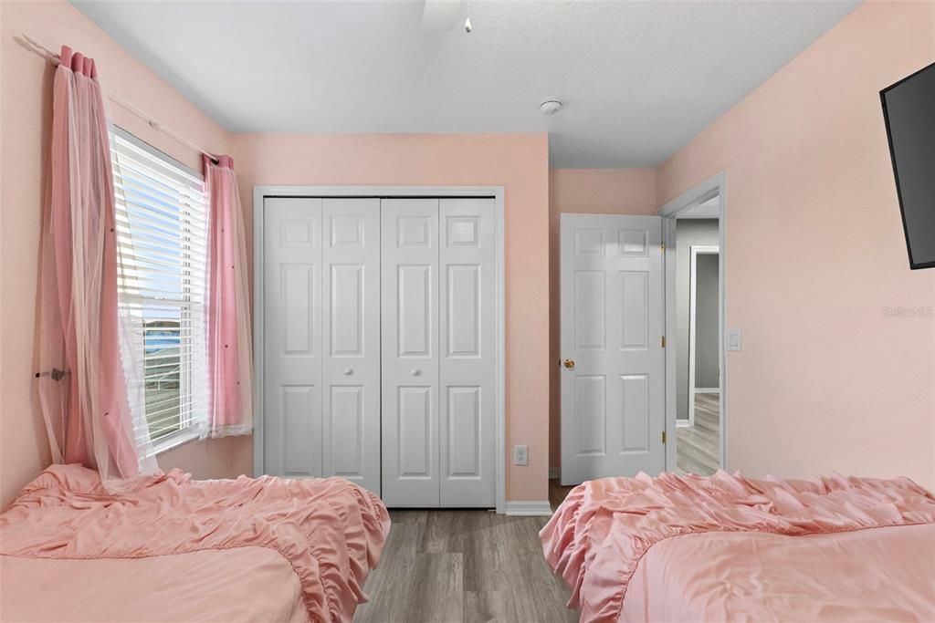 Active With Contract: $2,800 (5 beds, 3 baths, 2451 Square Feet)