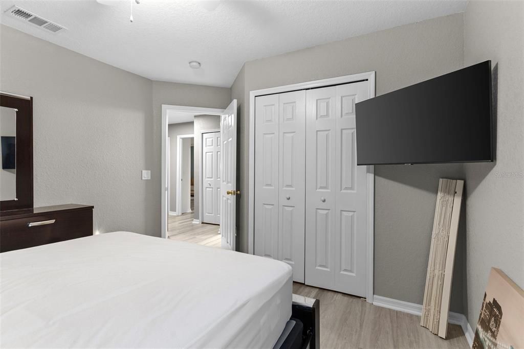 Active With Contract: $2,800 (5 beds, 3 baths, 2451 Square Feet)