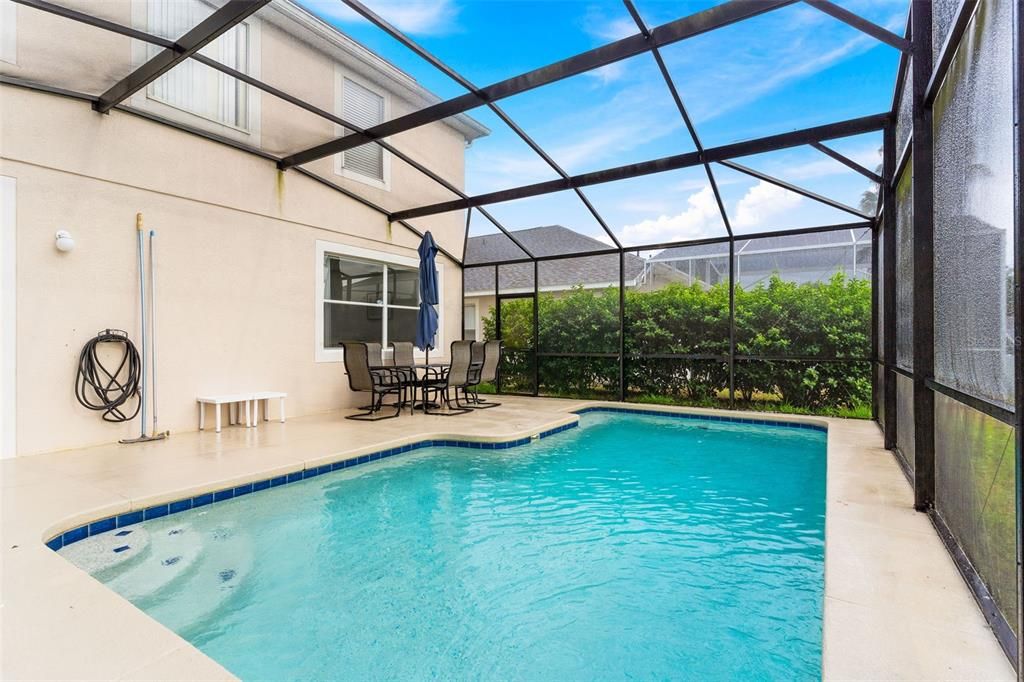 Active With Contract: $2,800 (5 beds, 3 baths, 2451 Square Feet)