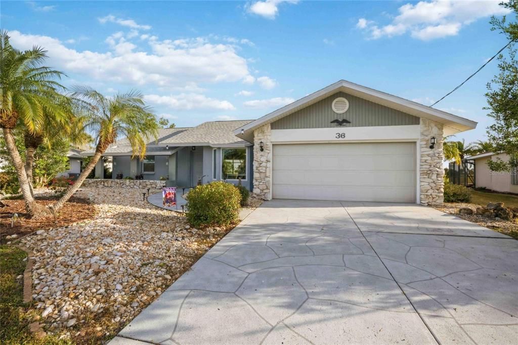 For Rent: $3,999 (2 beds, 2 baths, 1533 Square Feet)