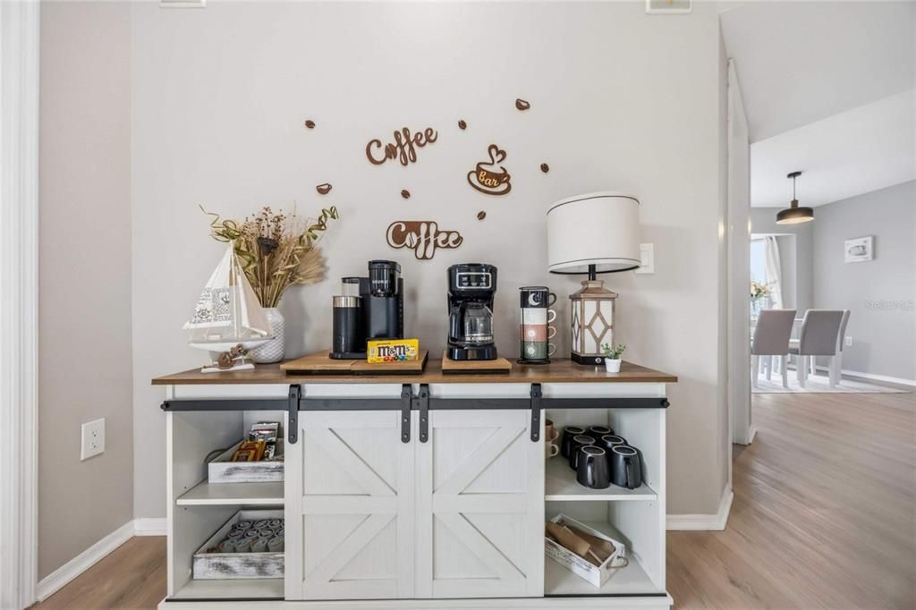 For Rent: $3,999 (2 beds, 2 baths, 1533 Square Feet)
