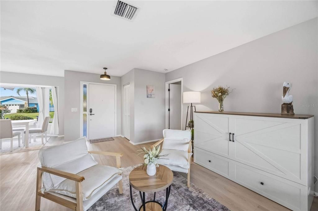 For Rent: $3,999 (2 beds, 2 baths, 1533 Square Feet)