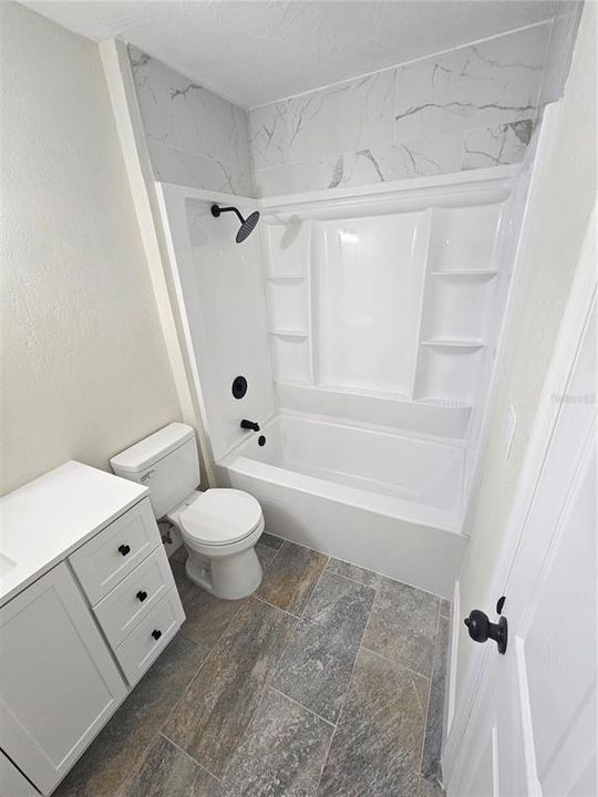 For Sale: $240,000 (2 beds, 2 baths, 1144 Square Feet)