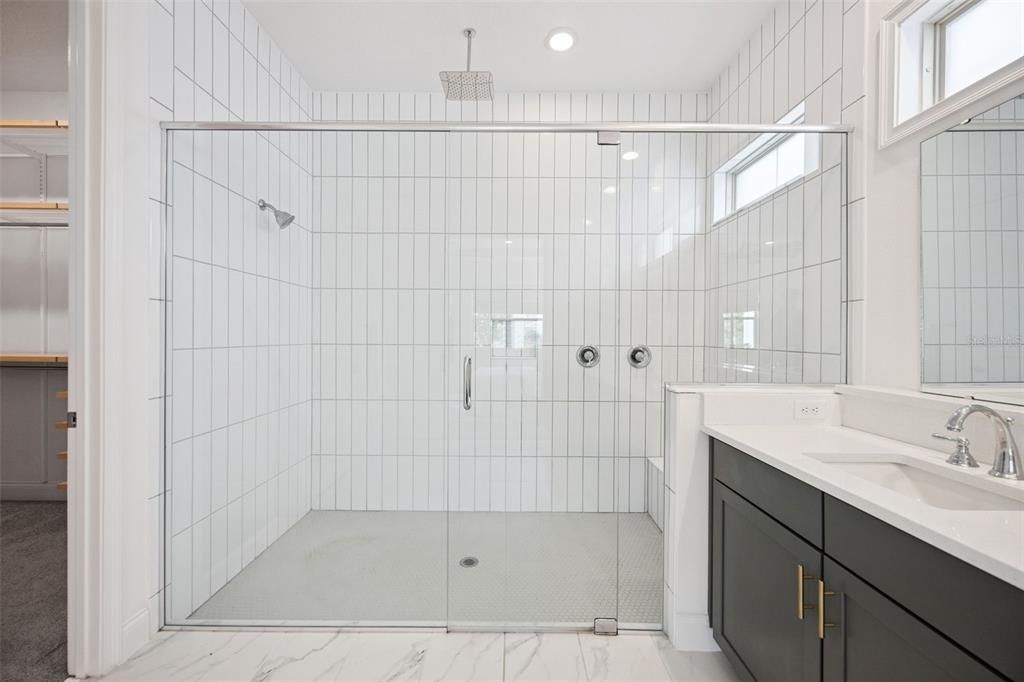 Active With Contract: $655,000 (3 beds, 2 baths, 2256 Square Feet)