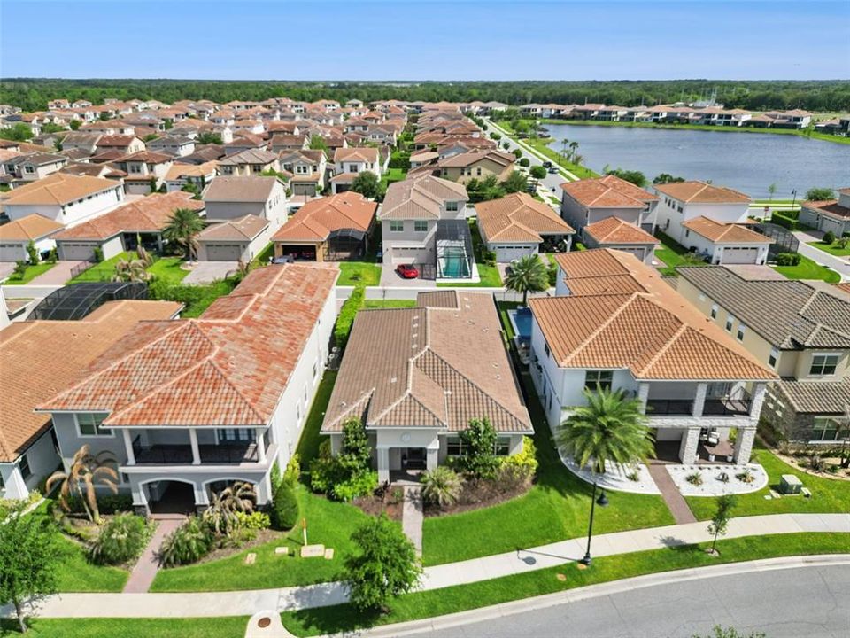 Active With Contract: $655,000 (3 beds, 2 baths, 2256 Square Feet)