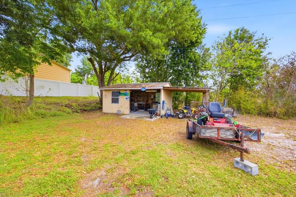 Active With Contract: $299,900 (3 beds, 2 baths, 1344 Square Feet)