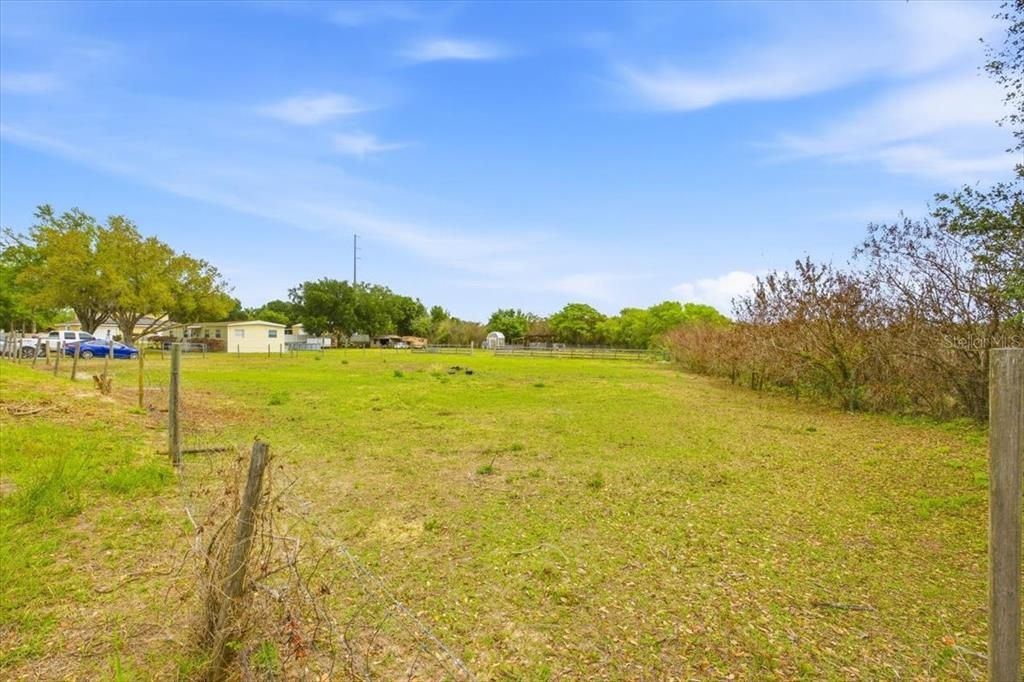 Active With Contract: $299,900 (3 beds, 2 baths, 1344 Square Feet)