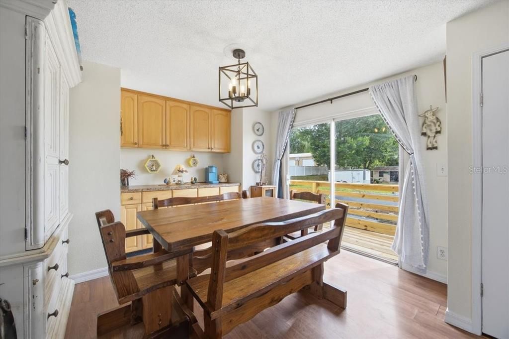 Active With Contract: $299,900 (3 beds, 2 baths, 1344 Square Feet)
