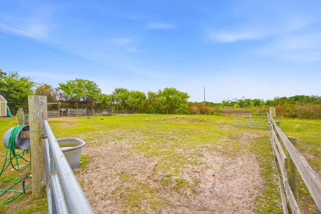 Active With Contract: $299,900 (3 beds, 2 baths, 1344 Square Feet)