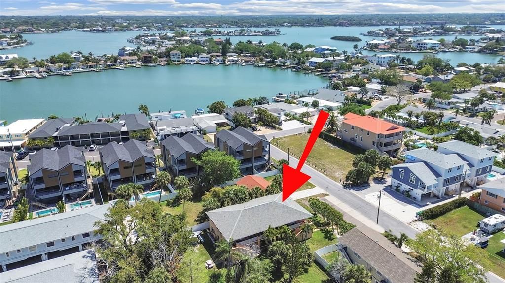 En Venta: $2,300,000 (12 camas, 0 baños, 4556 Pies cuadrados)