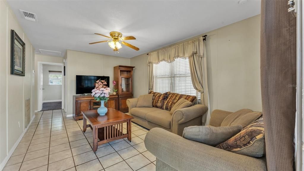 En Venta: $259,900 (3 camas, 2 baños, 1499 Pies cuadrados)