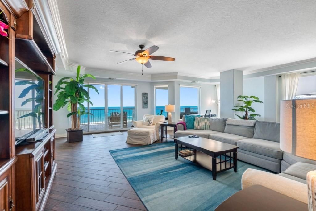 待售: $2,500,000 (4 贝兹, 3 浴室, 3355 平方英尺)