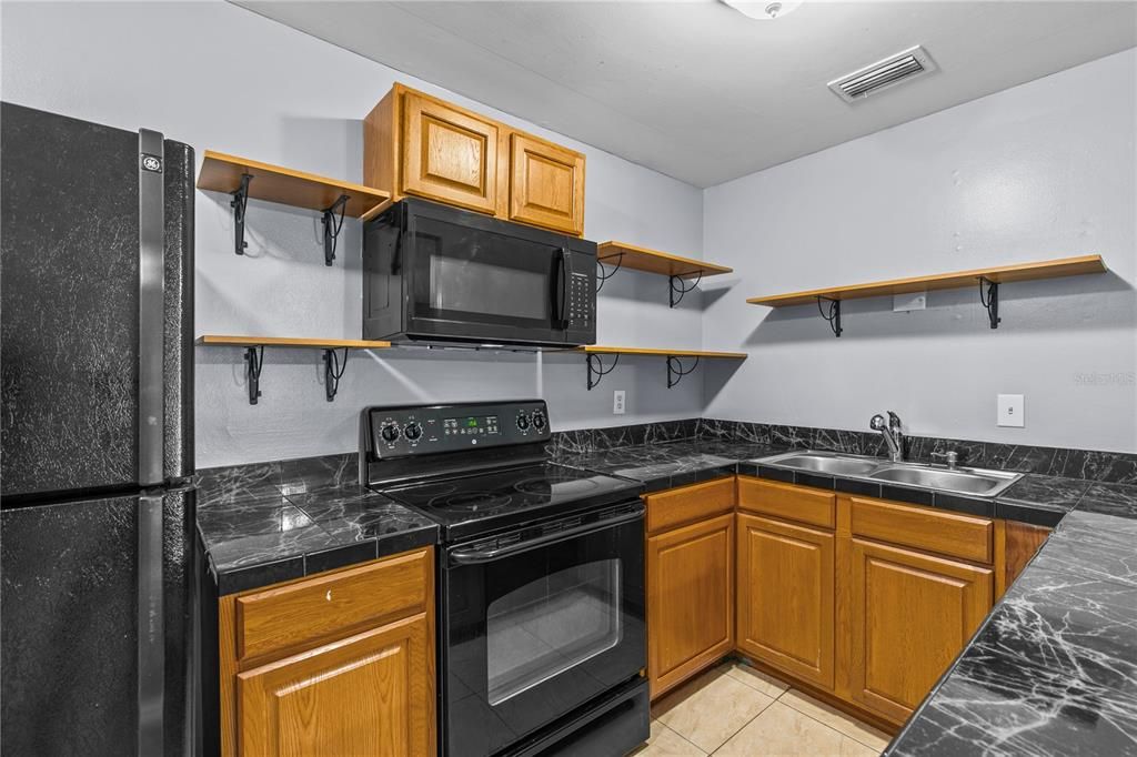 En Venta: $117,900 (1 camas, 1 baños, 658 Pies cuadrados)