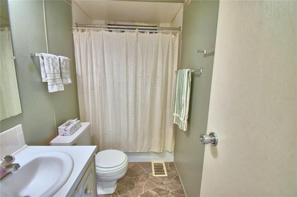 En Venta: $142,900 (2 camas, 2 baños, 1152 Pies cuadrados)