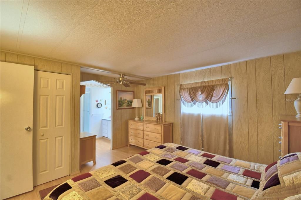 En Venta: $142,900 (2 camas, 2 baños, 1152 Pies cuadrados)