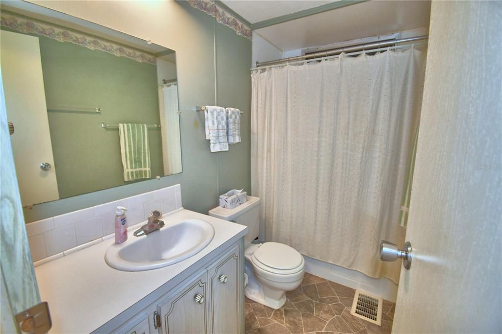 En Venta: $142,900 (2 camas, 2 baños, 1152 Pies cuadrados)