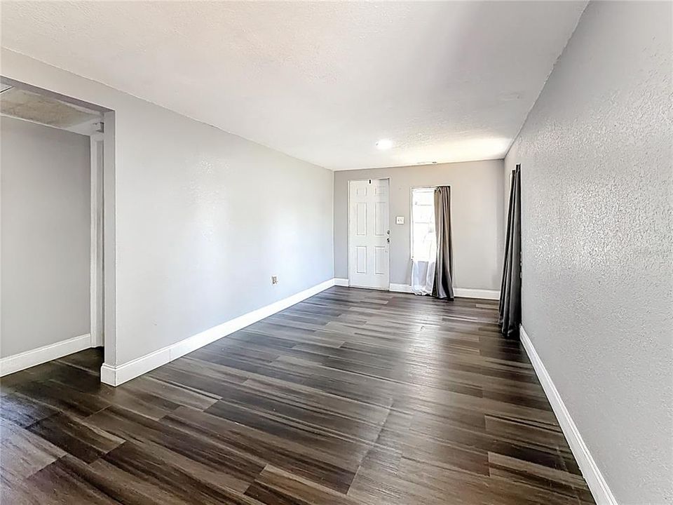 En Venta: $180,000 (2 camas, 1 baños, 728 Pies cuadrados)
