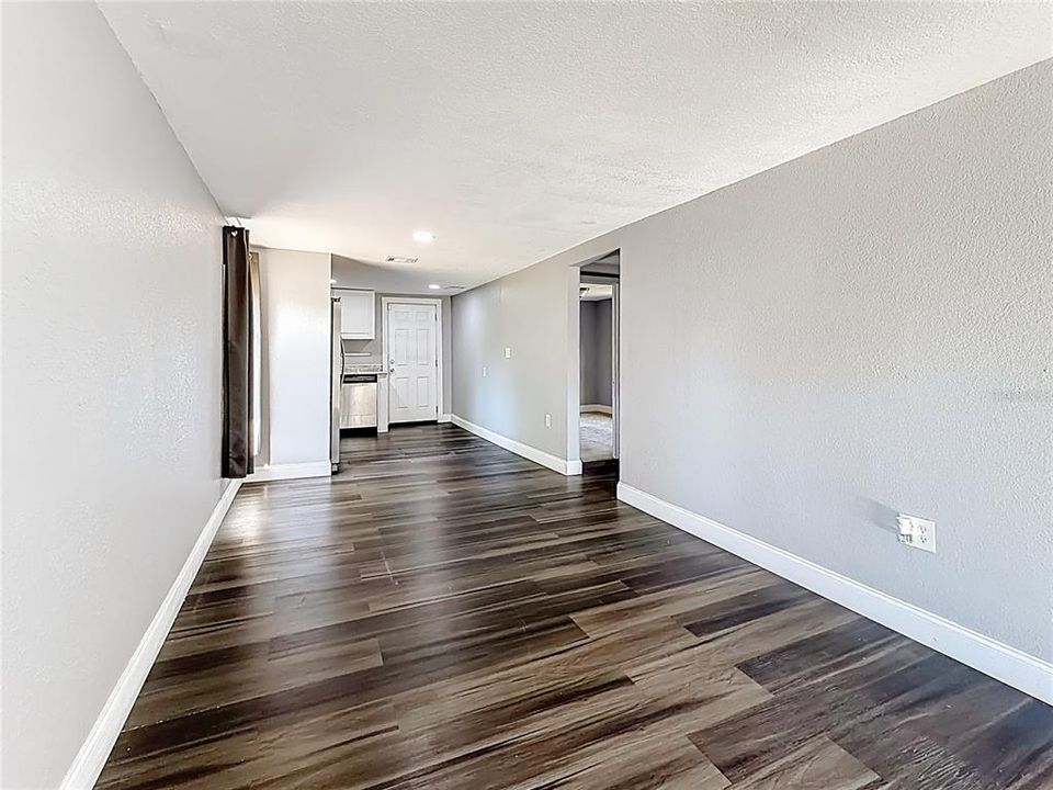 En Venta: $180,000 (2 camas, 1 baños, 728 Pies cuadrados)