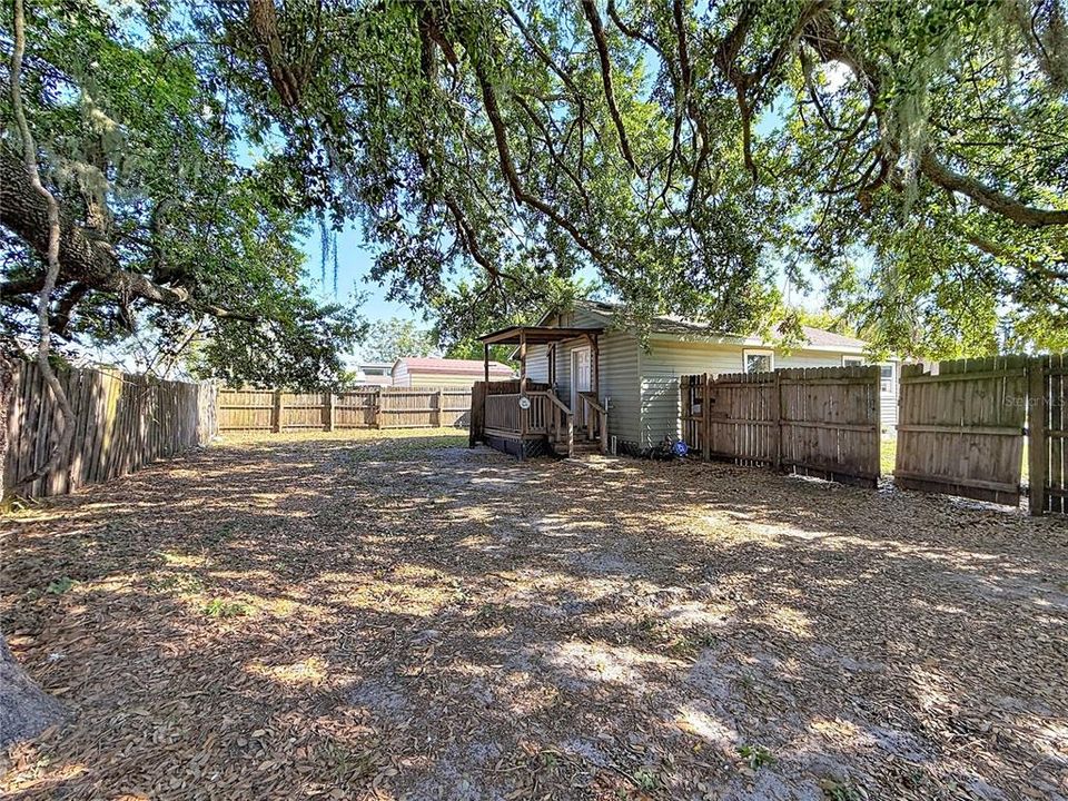 En Venta: $180,000 (2 camas, 1 baños, 728 Pies cuadrados)
