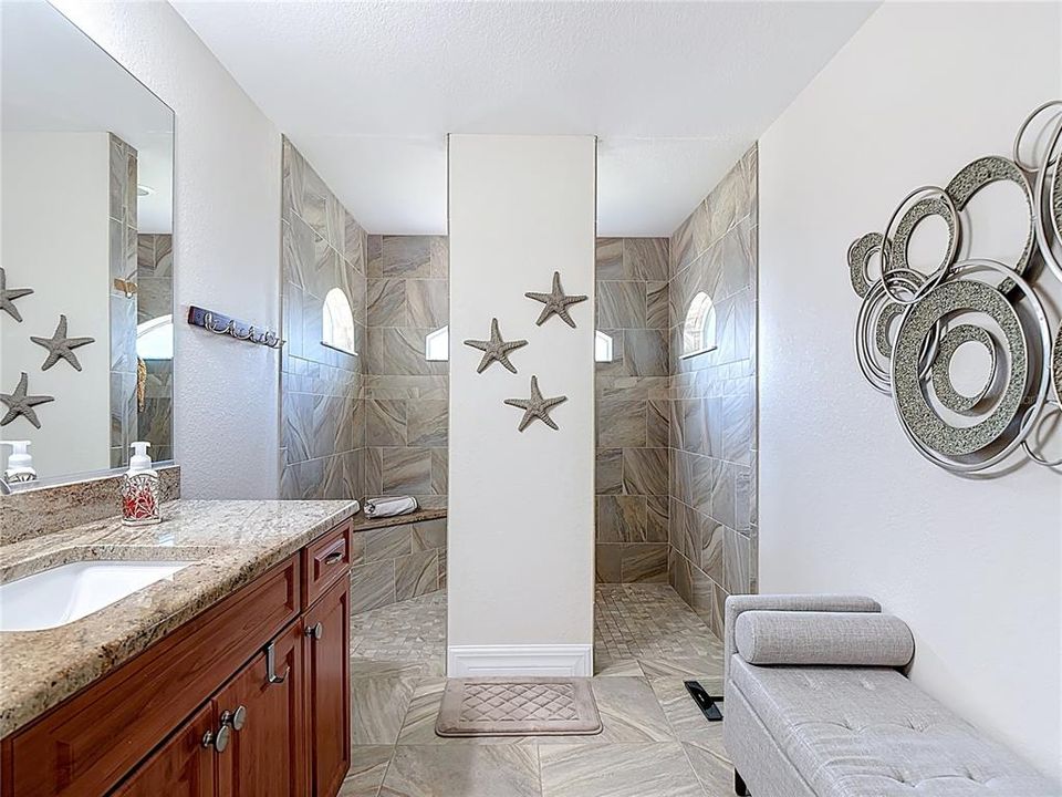 Active With Contract: $489,000 (3 beds, 3 baths, 1980 Square Feet)