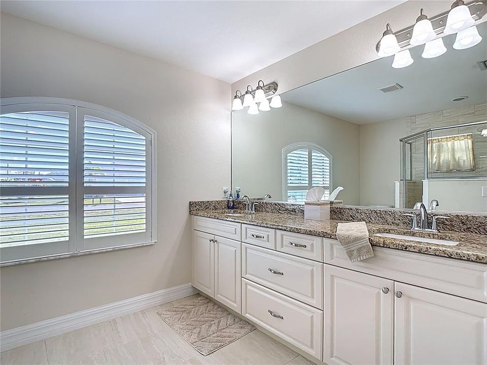 Active With Contract: $489,000 (3 beds, 3 baths, 1980 Square Feet)