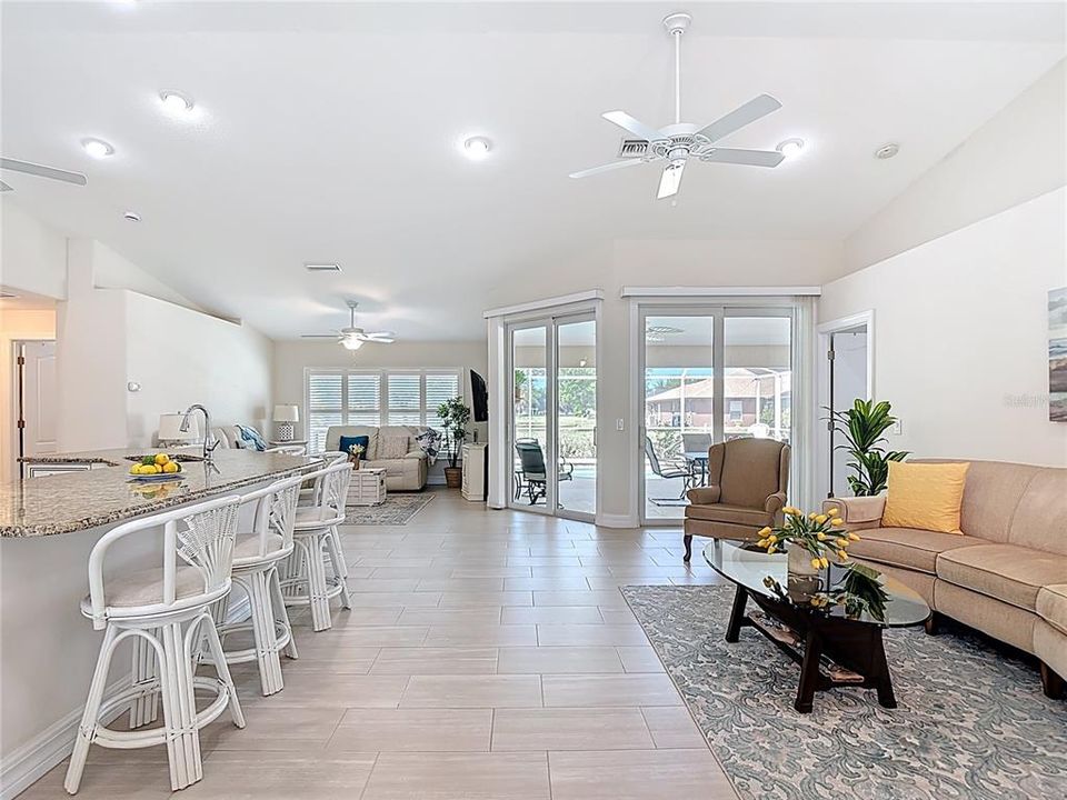 Active With Contract: $489,000 (3 beds, 3 baths, 1980 Square Feet)