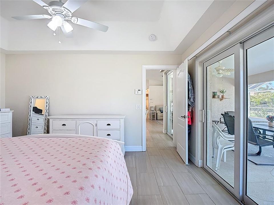 Active With Contract: $489,000 (3 beds, 3 baths, 1980 Square Feet)