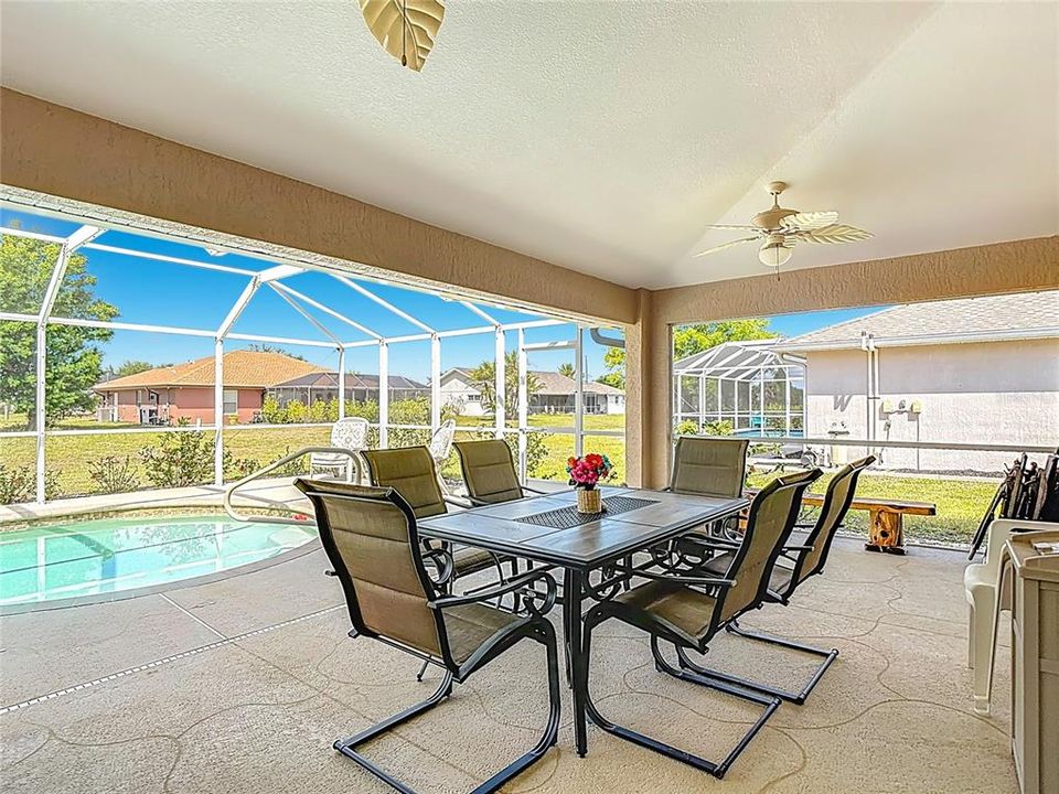 Active With Contract: $489,000 (3 beds, 3 baths, 1980 Square Feet)