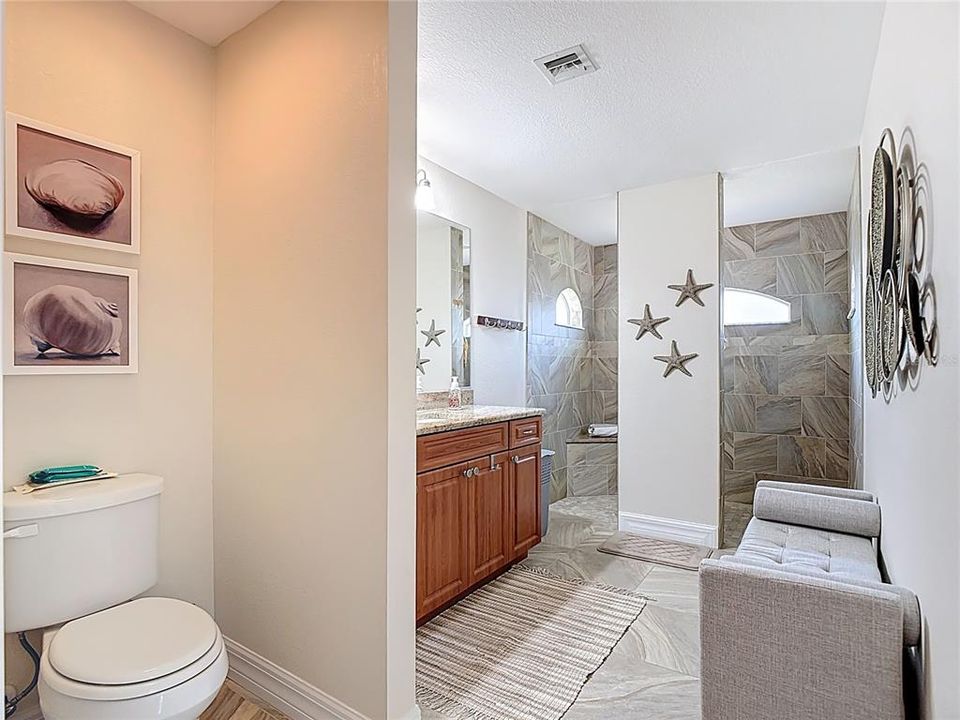 Active With Contract: $489,000 (3 beds, 3 baths, 1980 Square Feet)