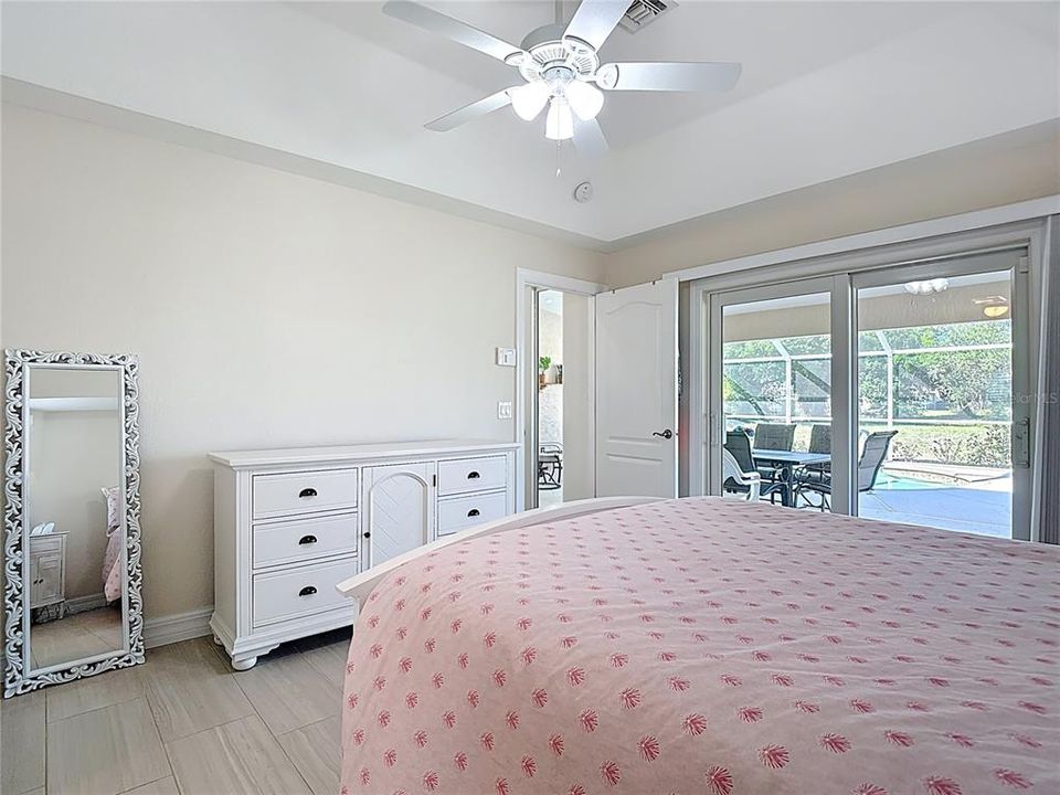 Active With Contract: $489,000 (3 beds, 3 baths, 1980 Square Feet)