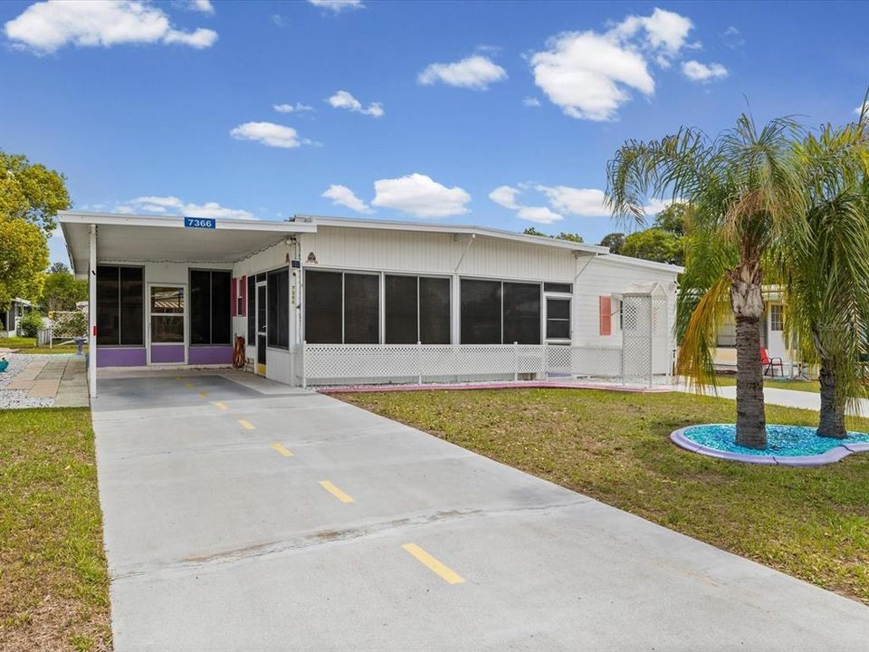 For Sale: $155,000 (2 beds, 1 baths, 1100 Square Feet)
