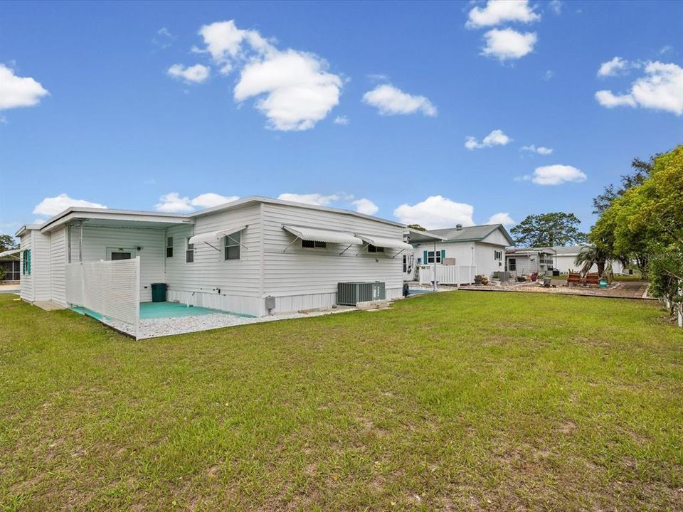 For Sale: $155,000 (2 beds, 1 baths, 1100 Square Feet)